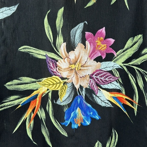 Kona Sol Short Sleeve Floral Swim Coverup, L/XL - Picture 7 of 8